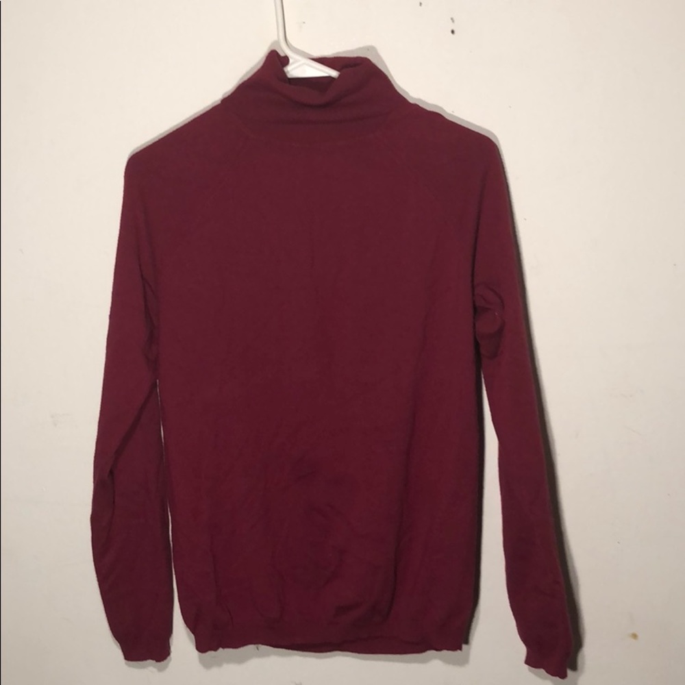 TALBOTS maroon turtleneck sweater